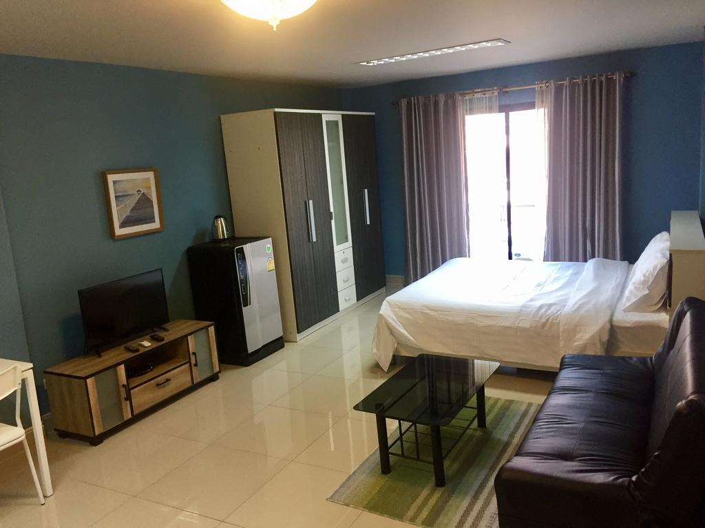 Br-Guesthouse Pattaya Esterno foto